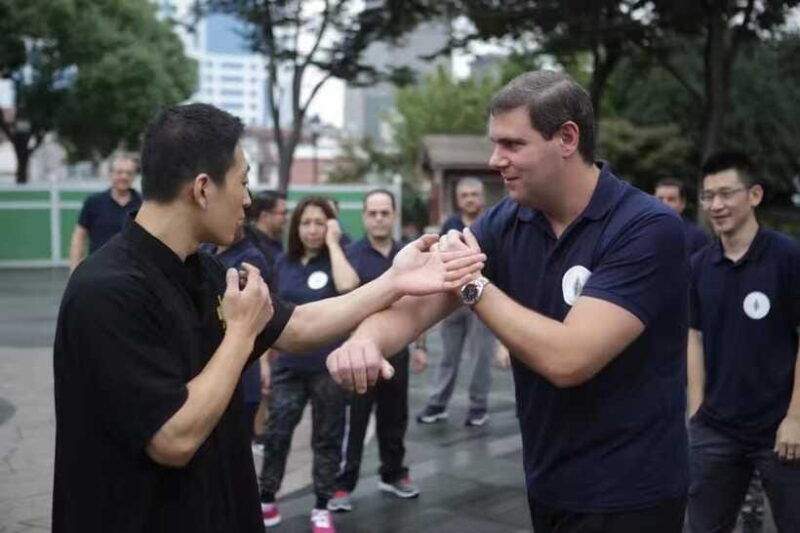 shanghaiwing-chun-kung-fu-in-shanghais-beautiful-park