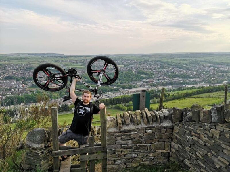 sheffield-family-bike-rental-peak-district-trails-more