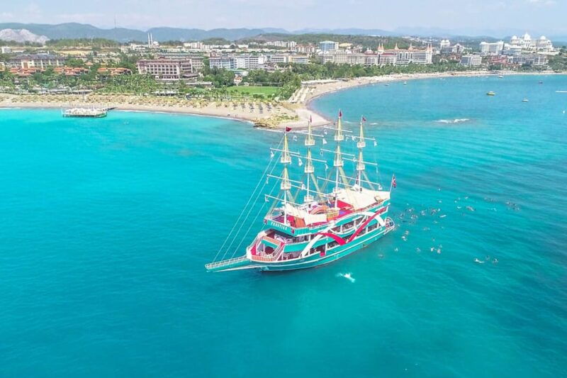 side-dolphin-island-boat-tour-with-lunch-and-soft-drinks