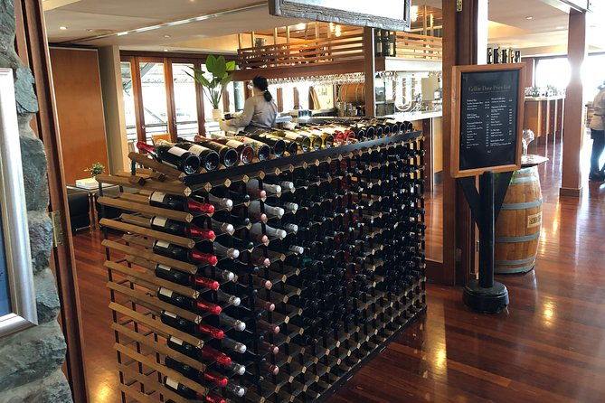 Sirromet Winery 3 Course Lunch, Tour, Tastings and Transfers - Who Should Consider This Tour?