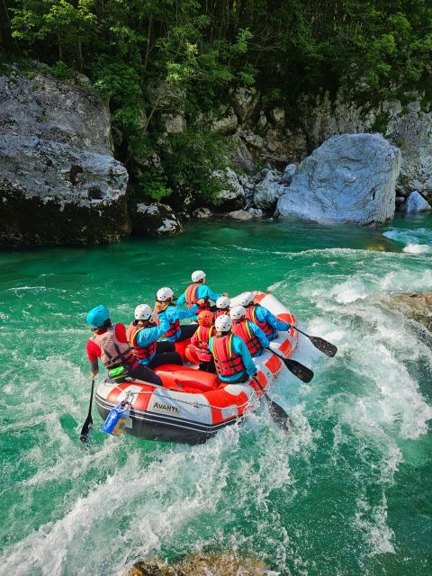 soca-river-slovenia-whitewater-rafting