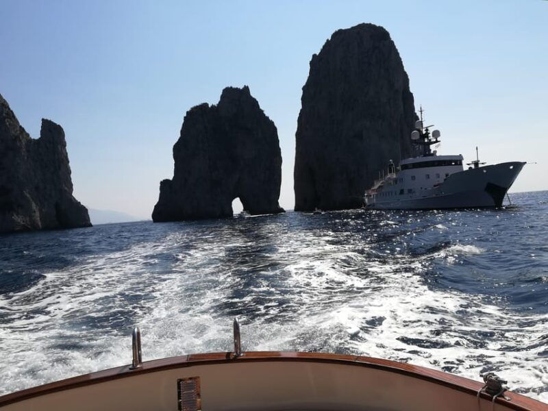 sorrento-shared-capri-boat-tour-with-snorkeling-and-fun