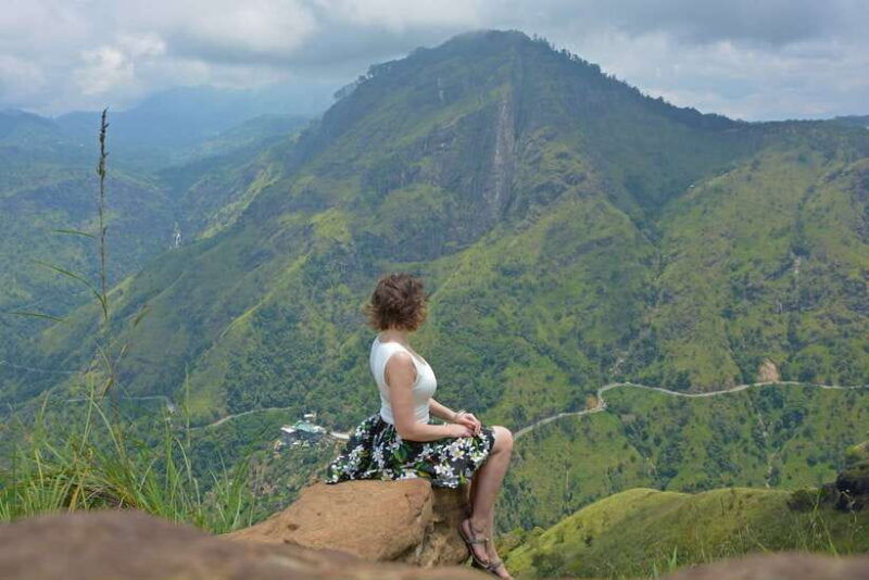 sri-lanka-private-udawalawe-sinharaja-ella-with-train-tour
