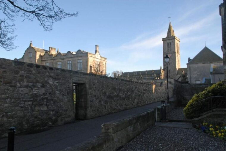 st-andrews-scenic-stroll-a-walking-exploration-2