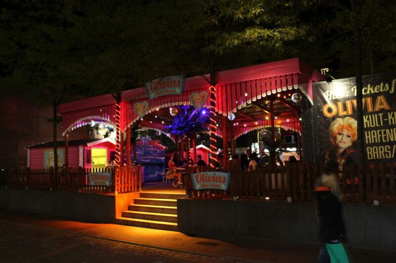 st-pauli-nightlife-tour-with-drag-queen-in-german