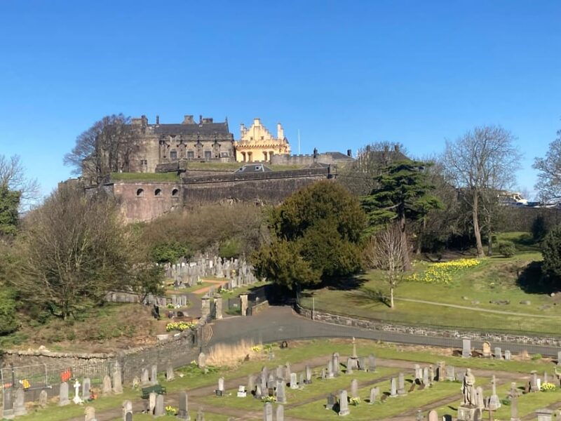 stirling-highlights-of-the-old-town-private-walking-tour