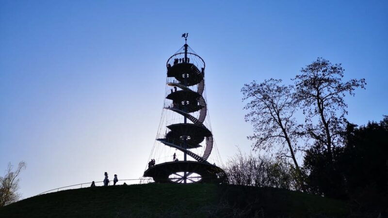 stuttgart-modern-architecture-nature-self-guided-walk