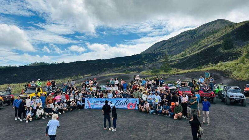 sunrise-jeep-tour-mount-batur-hot-spring-private-tour