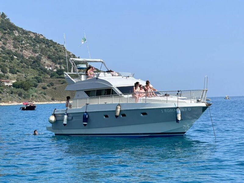 sunset-boat-tour-in-palermo