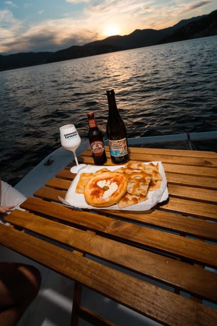 sunset-sailing-catamaran-around-portofino