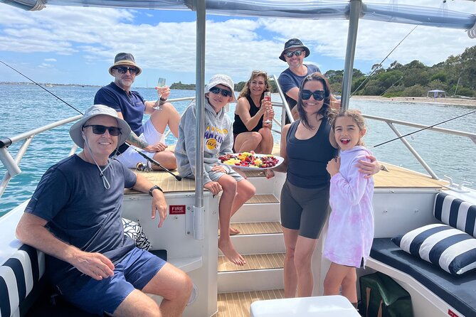 Surfers Paradise to Wavebreak Island 3 Hour Private Cruise - The Sum Up