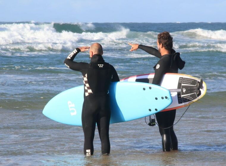 surfing-lessons-guiding