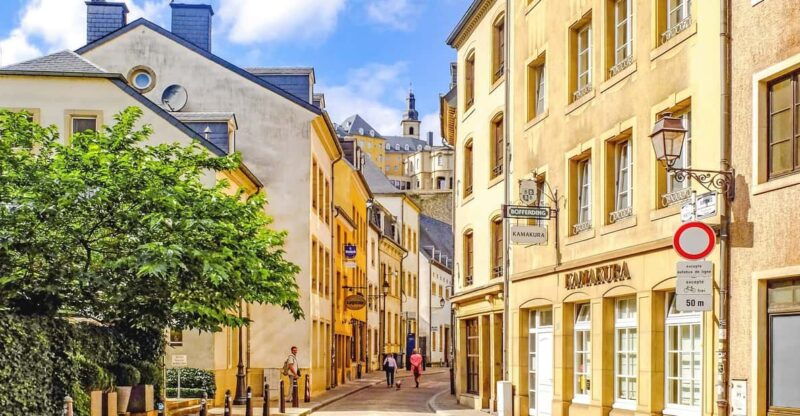 surprise-tour-of-luxembourg-with-a-local