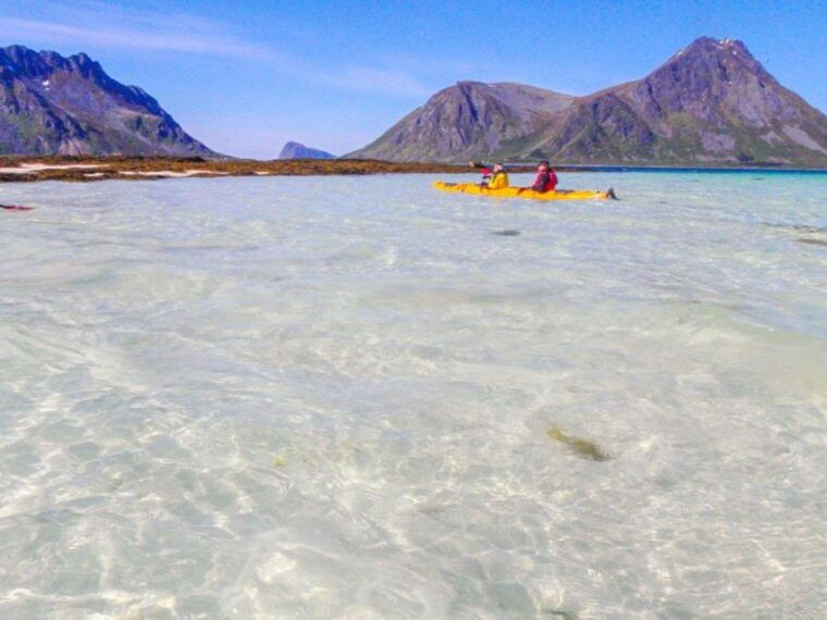 svolvaer-sea-kayaking-experience