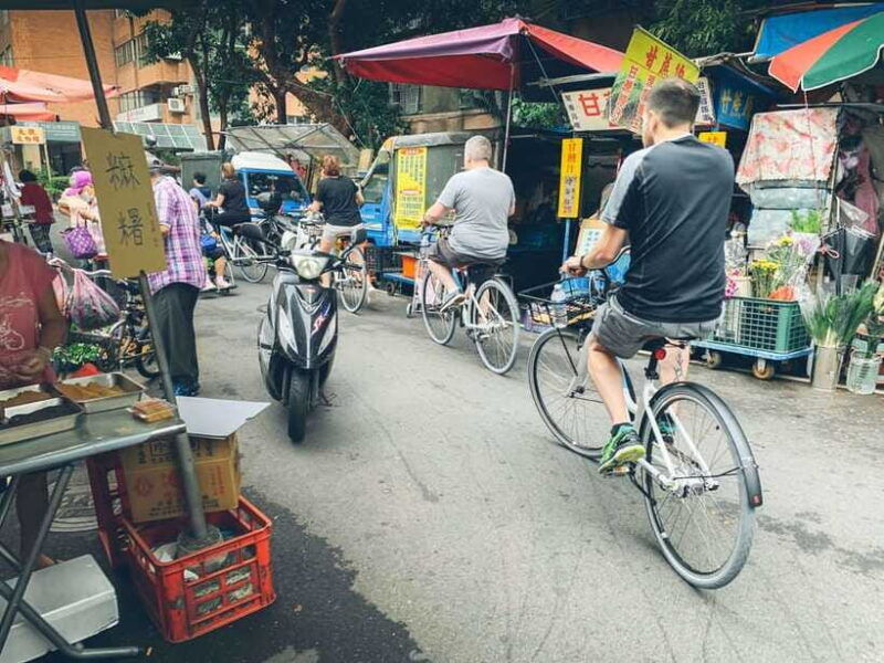 taipei-4-hour-morning-city-cycling-tour-with-breakfast
