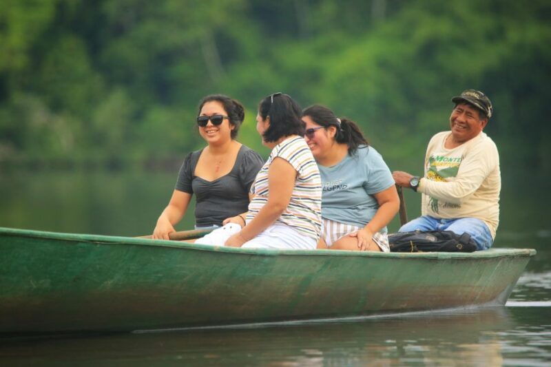 tambopata-macaw-clay-lick-3-days-2-nights
