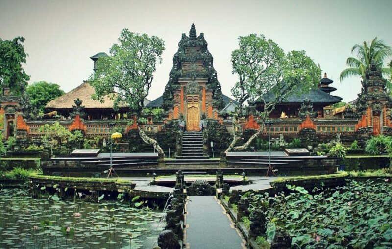 tanah-lot-temple-with-ubud-tour-and-watching-the-kecak-dance