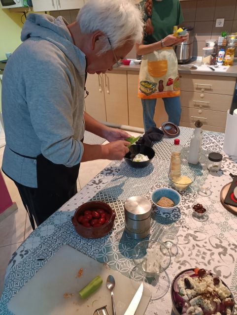 thessaloniki-cooking-dining-experience-with-greek-family