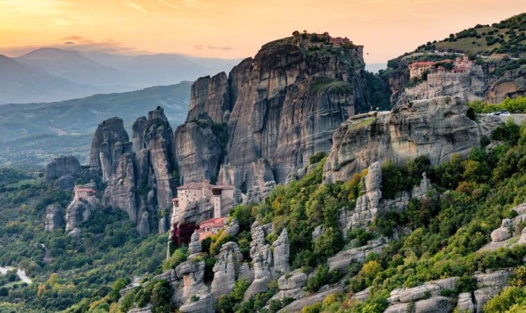 thessaloniki-full-day-meteora-monasteries-tour