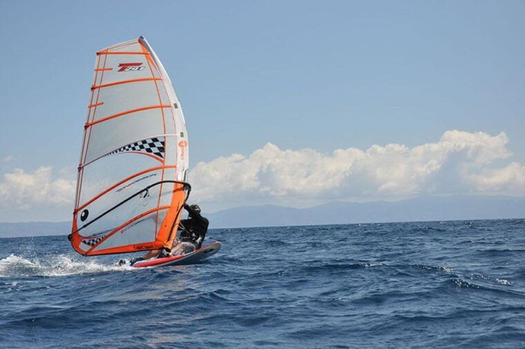 thessaloniki-private-windsurfing-lesson-with-an-expert