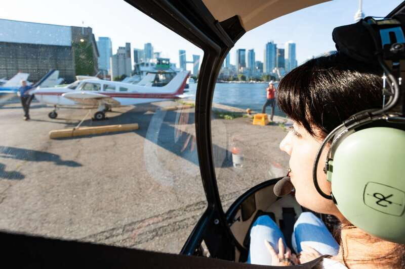 toronto-city-sightseeing-helicopter-tour