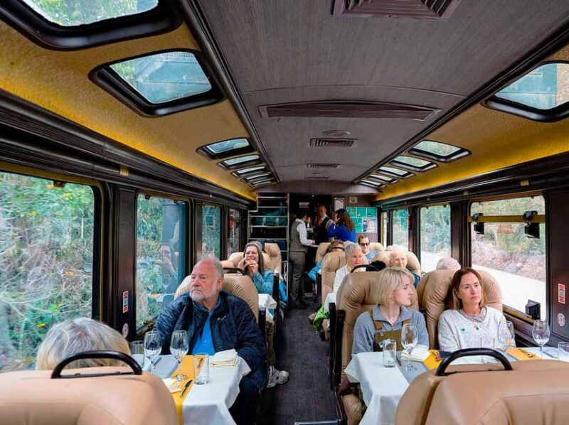 tour-to-machu-picchu-with-the-train-company-inca-rail-1d