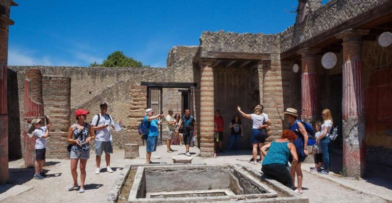 transfer-from-naples-to-amalfi-with-tour-in-herculaneum