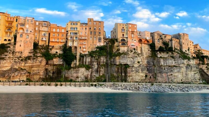 tropea-private-boat-rental-with-skipper-and-snacks