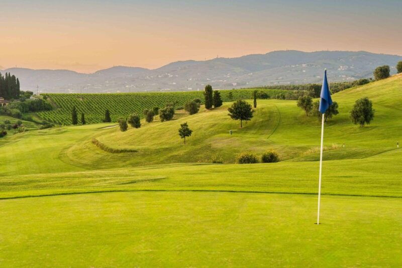 tuscany-half-day-golf-activity-in-tuscany