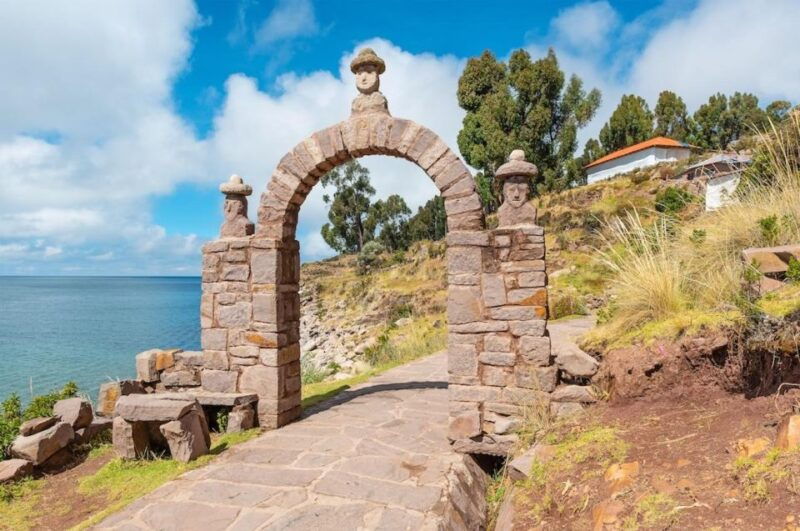 two-day-tour-of-lake-titicaca-with-homestay-in-amantani