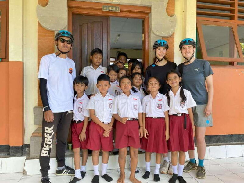 ubud-private-downhill-cycling-rice-fields-volcano-and-pool