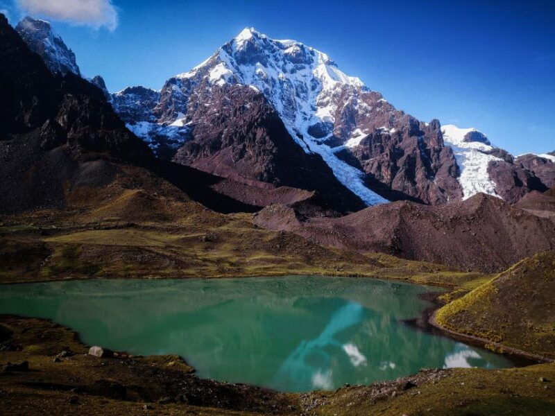 unforgettable-adventure-ausangate-trek-rainbow-mountain