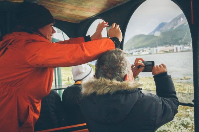 ushuaia-panoramic-city-train-tour