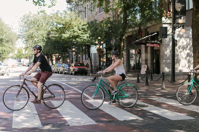 vancouver-half-day-city-highlights-e-bike-tour-age-16