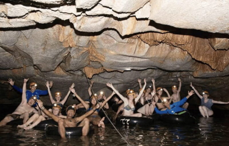 vang-vieng-ziplinecave-tubingtrekkingblue-lagoon