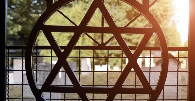 warsaw-daily-jewish-ghetto-guided-tour-with-jewish-cemetery