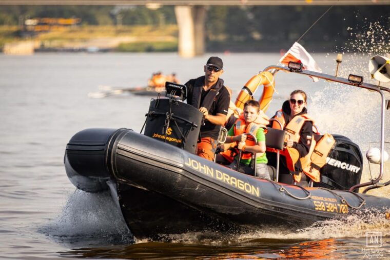 warsaw-exciting-90-min-speedboat-tour-on-the-wild-river