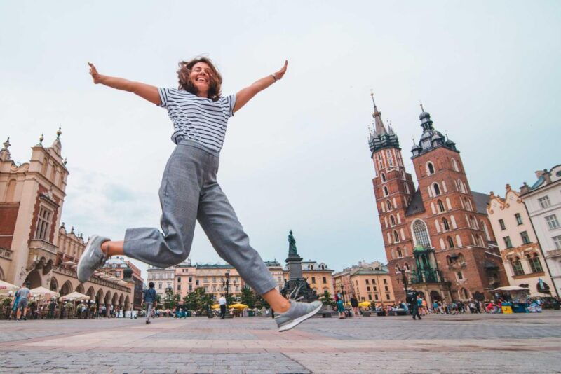 warsaw-to-auschwitz-and-krakow-old-town-full-day-trip-by-car-2