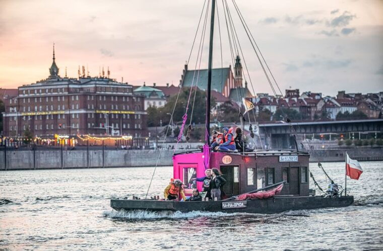 warsaw-traditional-galar-cruise-on-the-vistula-river