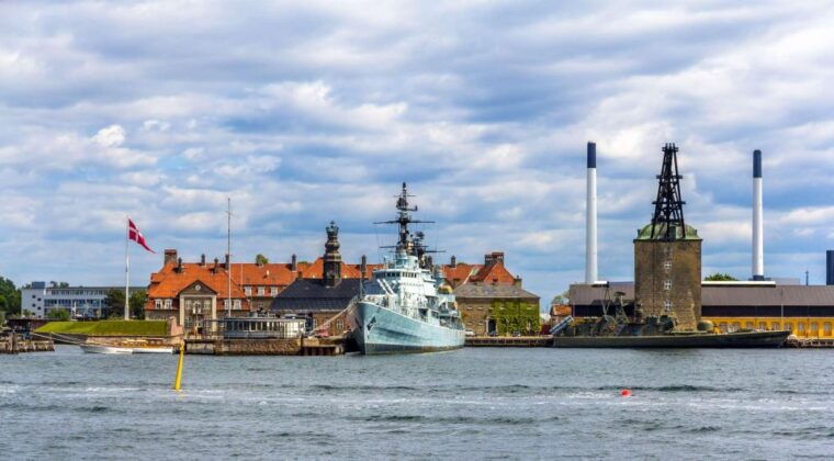 wwii-copenhagen-nyhavn-and-war-museum-private-walking-tour