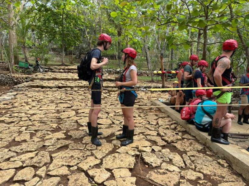 yogyakarta-jomblang-adventure-and-pindul-cave-guided-tour