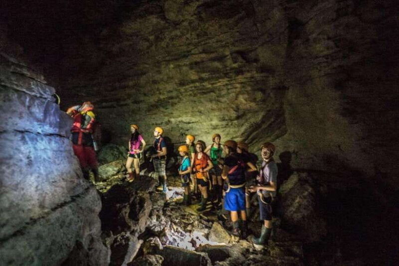 yogyakarta-jomblang-cave-pindul-cave-day-trip-with-lunch