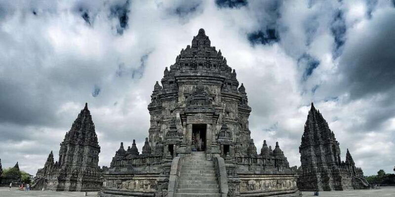 yogyakarta-prambanan-temple-afternoon-tour-and-dinner
