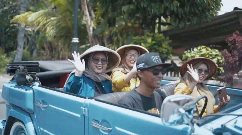 yogyakarta-vw-borobudur-english-guide-tour-long-trip