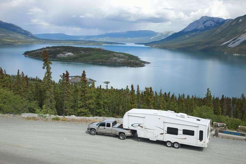 yukon-escapade-lakes-wilderness-and-hidden-gems-3