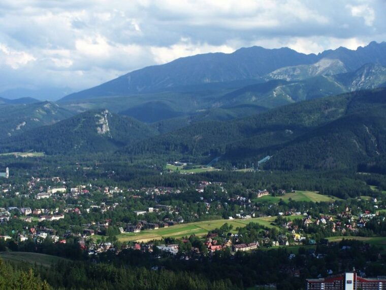 zakopane-city-highlights-private-walking-tour-with-a-guide