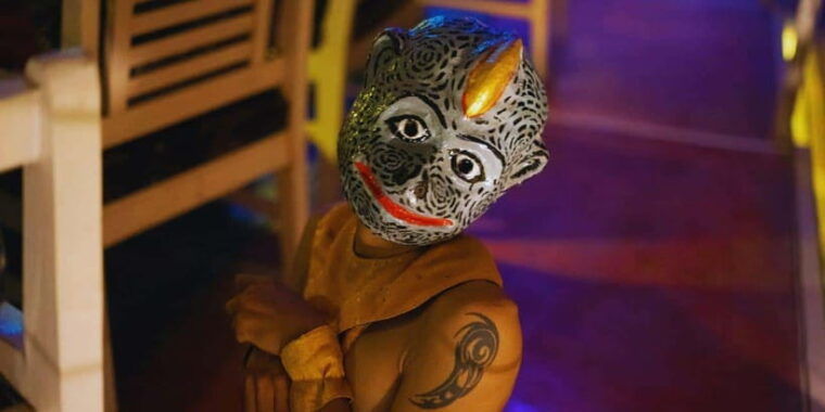 2-hour-traditional-dinner-show-with-free-transfer