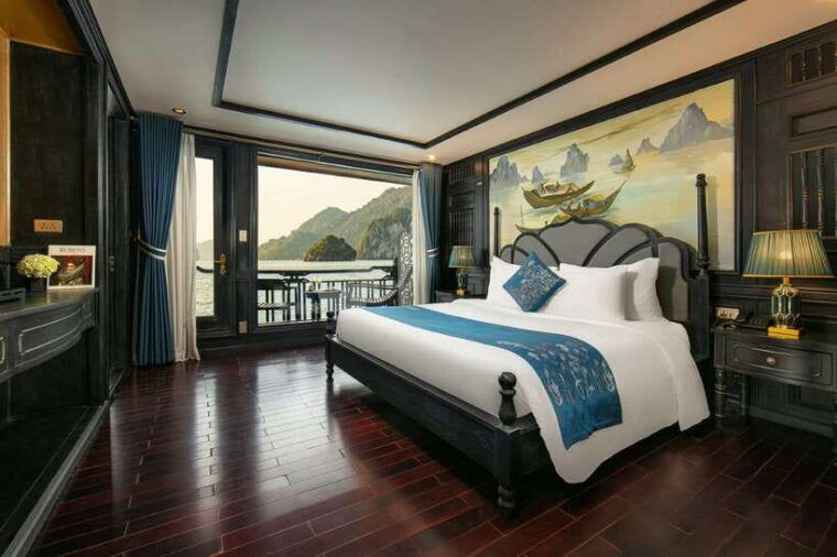 3-day-hanoi-city-tour-lan-ha-bay-5-star-cruise-balcony