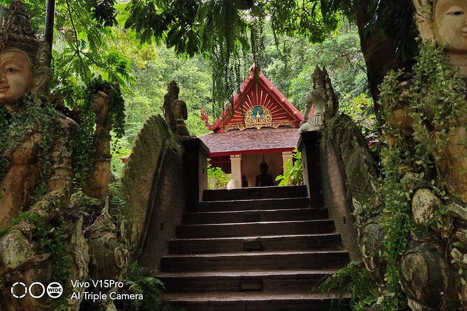 3 experiences: Doi Suthep Temple, Wat Phalat & Elephants - Frequently Asked Questions (FAQs)