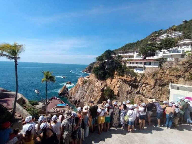 acapulco-express-cliff-diving-show-tour